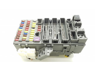 Блок предохранителей 38200SWA Honda CR-V