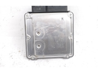 Řídící jednotka 03G906016HN, 0281012272   Volkswagen Caddy 2007