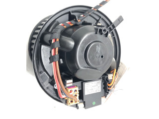 Вентилятор печки Audi Q3 8U