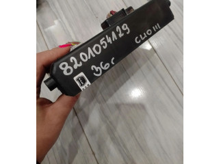 Блок комфорта 8201054129 Renault Clio III