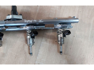 Vstřikovač 23250-25010 Toyota RAV 4 (XA50)