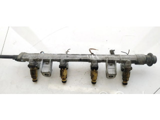 Vstřikovací lišta Hyundai Coupe pro benzínový motor 2.0