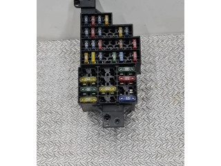 Блок предохранителей 7703297597 Renault Clio II