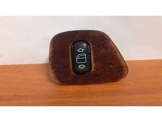 Включатель электрических окон