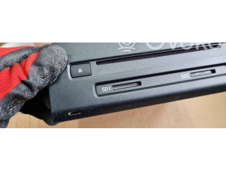 Блок предохранителей 1K0937132F   Audi Q3 8U    