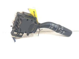 Ручка стеклоочистителей Mazda 626