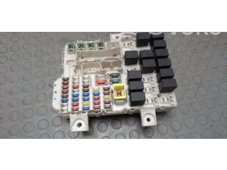 Блок предохранителей 8637A170, NICHTZUTREFFEND Mitsubishi Colt