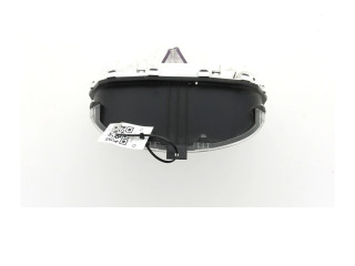 Панель приборов 8100B996   Mitsubishi L200       