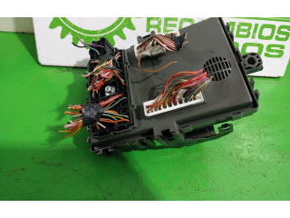 Блок предохранителей 96826374   Chevrolet Chevy Van      