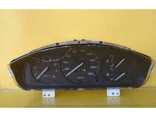 Přístrojová deska  Mazda Demio 2001 DC21218120, 769118890  