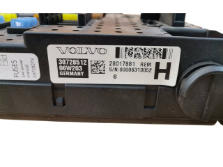 Блок предохранителей 30728512, 06W203 Volvo XC90