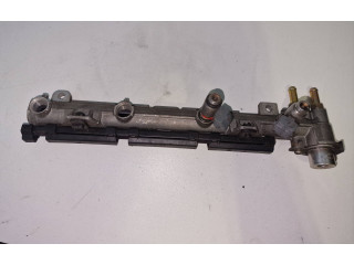 Топливная рампа 036133319 Audi A3 S3 8P для двигателя BLS