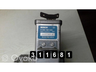 Řídící jednotka 0265100045 BMW 5 E34 1990