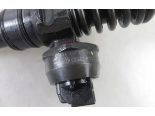 Форсунка 041720215, 038130073AG Audi A3 S3 8P BKC