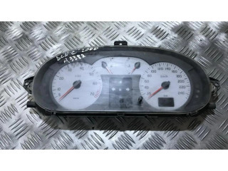 Přístrojová deska  Renault Scenic I 2000 P8200038783  