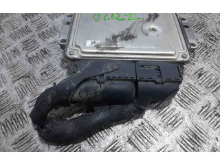 Блок управления двигателем Блок управления 391012A615 KIA Rio