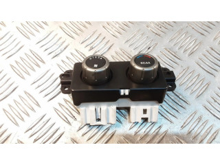 Блок управления климат-контролем 27501EA600 Nissan Pathfinder R51