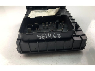 Блок предохранителей  1K0937125A   Volkswagen Touran I    