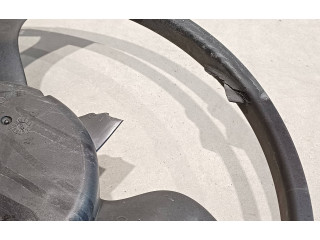 Вентилятор радиатора 8052M00000 Dacia Sandero