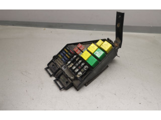 Блок предохранителей YQE103121   Rover 75    