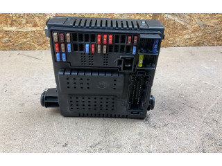 Блок предохранителей 30786475, 28062212   Volvo V70    