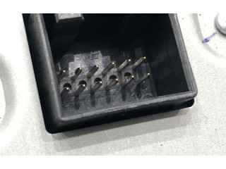 Блок предохранителей  5E0919605H   Skoda Octavia Mk3 (5E)    