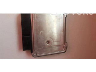 Řídící jednotka 03G906021AR Volkswagen Caddy 2006