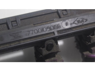 Топливная рампа Renault Clio II