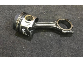 Píst Volkswagen PASSAT B5.5