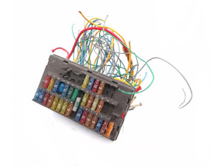   Pojistková skříňka 9568205480   Citroen Berlingo 1996