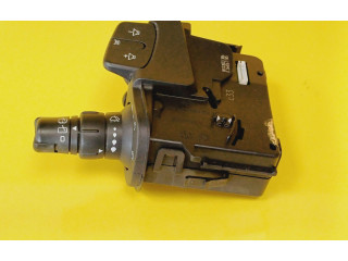 Ручка стеклоочистителей 88103003   Renault Clio III