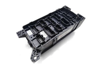 Блок предохранителей 91161-3E011, 10-08403-002 KIA Sorento