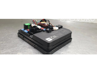 Pojistková skříňka 284B73NL1A, 521773F04 Nissan NV200 2010