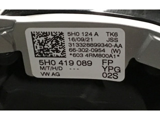 Руль Volkswagen Golf VIII 2019 - года 5H0419089FP