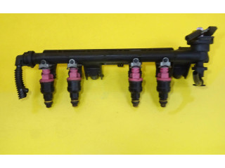 Топливная рампа 7700108667, 7700109066 Renault Clio II