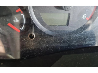 Přístrojová deska Nissan Navara