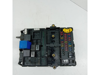 Блок предохранителей 56038406AJ   Jeep Grand Cherokee (WJ)    