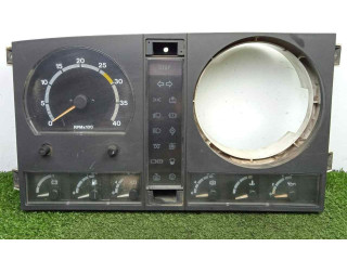 Панель приборов 19609801, 4.CONECTORES   Nissan Laurel       