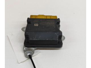 Подушка безопасности водителя A2069008913, A2069024004   Mercedes-Benz C W206