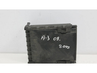 Крышка блока предохранителей 1K0937132F, 014189871 Audi A3 S3 A3 Sportback 8P