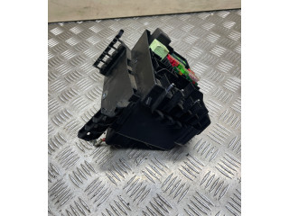 Блок предохранителей Volkswagen Jetta VI