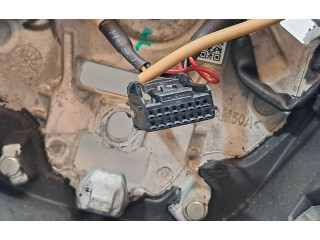 Руль Dacia Spring  2021 -  года 484000099R, 3402010RD03      