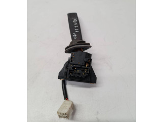 Ручка стеклоочистителей 31268581 Volvo V70