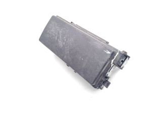 Блок предохранителей 04692087AB Jeep Commander