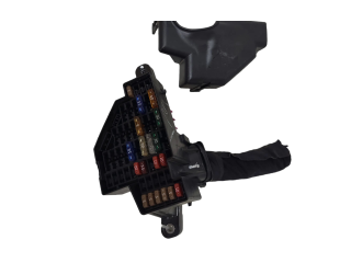 Блок предохранителей    Volkswagen Jetta V    