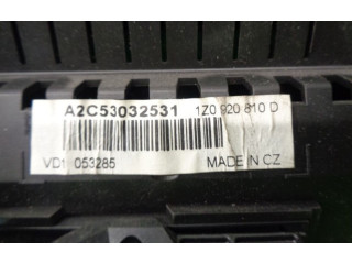 Панель приборов 1Z0920810D, A2C53032531 Skoda Octavia Mk2 (1Z)