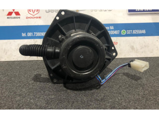 Вентилятор печки Nissan Primera