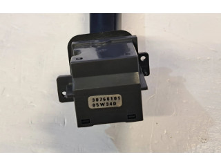 Ручка стеклоочистителей 30768101   Volvo XC90