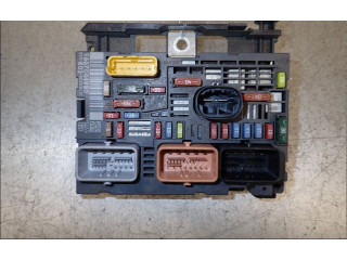 Pojistková skříňka 1613316380 Peugeot 3008 2011