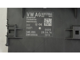 Блок комфорта 5K0937086Q Volkswagen Jetta VI